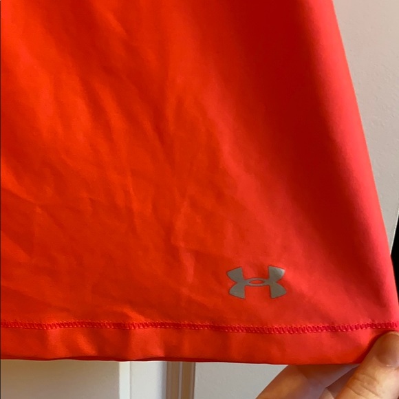 Under armour workout top size M - Picture 3 of 3